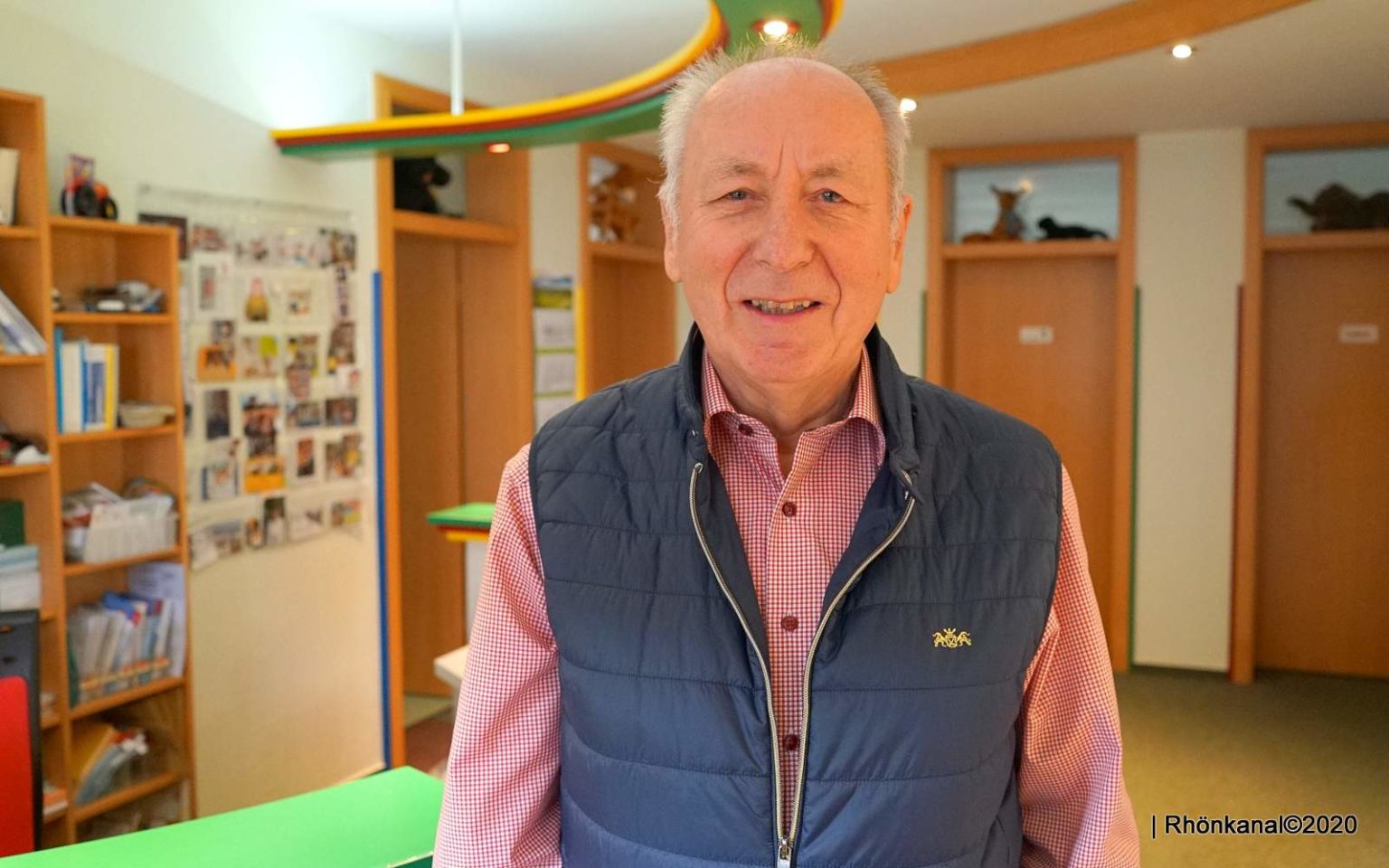 Dr. Zimmermann verabschiedet Kinderarztpraxis an Dr. Katharina