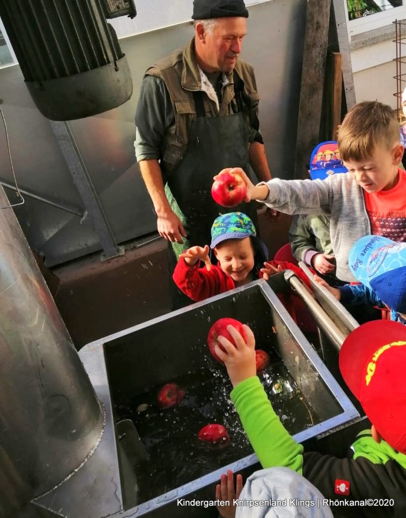  Bunte Herbst Abenteuer im Kindergarten Knirpsenland Klings – Rhönkanal Bildidee 
