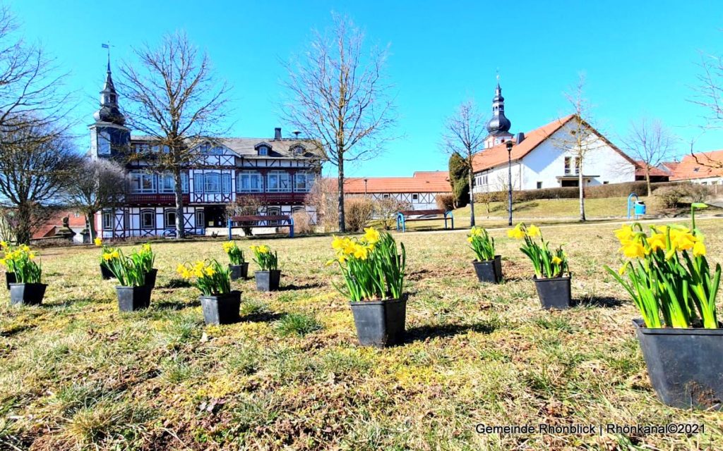 HEUTE Blumige Überraschung in der RhönblickGemeinde am Weltfrauentag