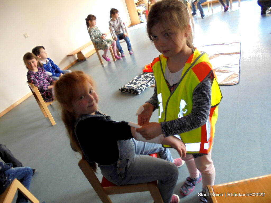 Vorschulkinder wissen Bescheid – Erste-Hilfe-Kurs im Kindergarten